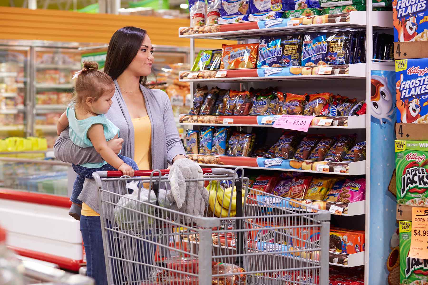 asian_mom_passing_candyisle_wdaughter