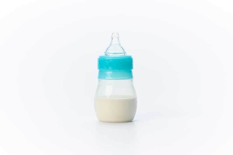 4 ounce bottle of breastmilk or forumula